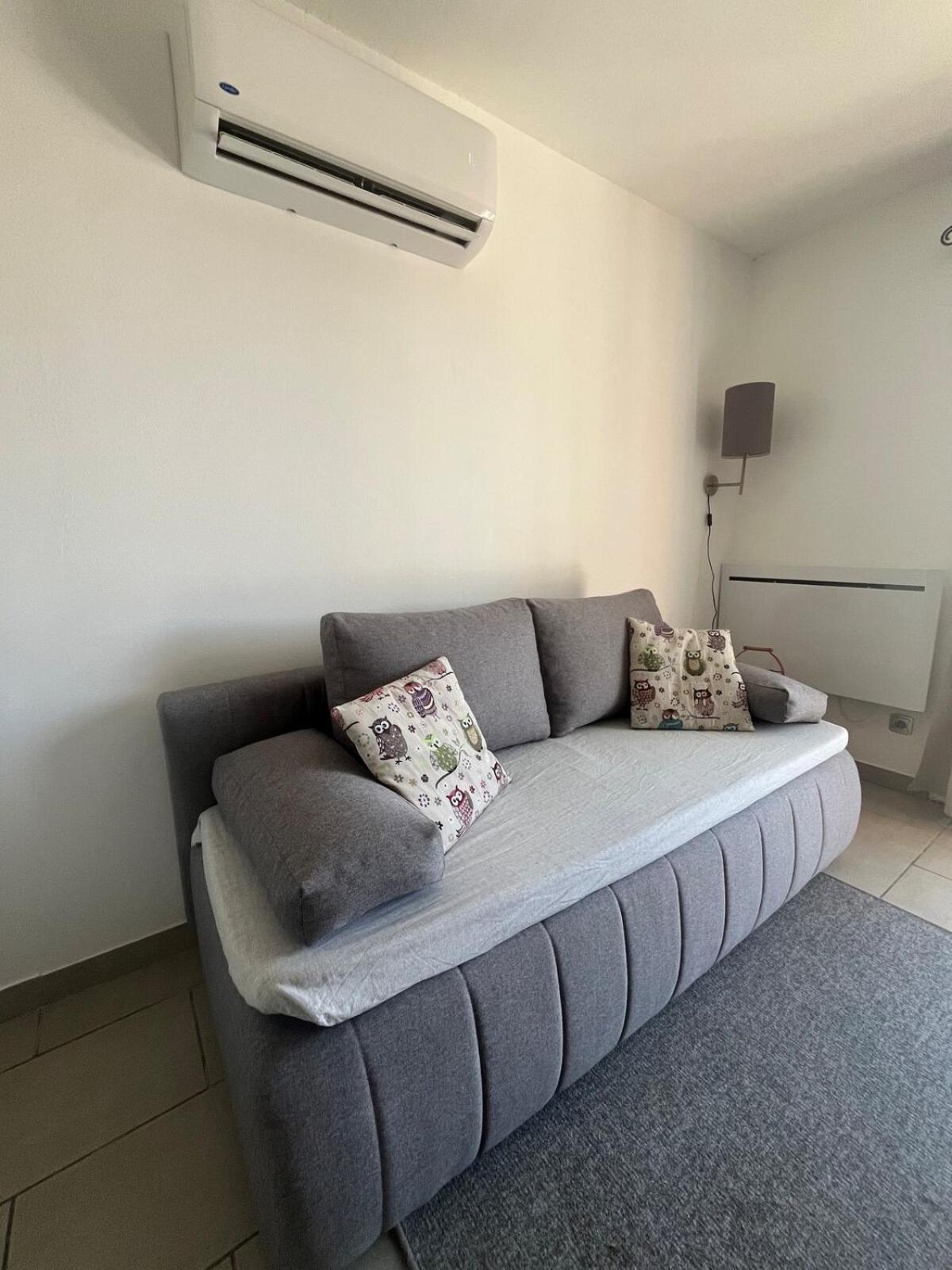 Studio Cosy Avec Climatisation Et Terrasse Malataverne Εξωτερικό φωτογραφία