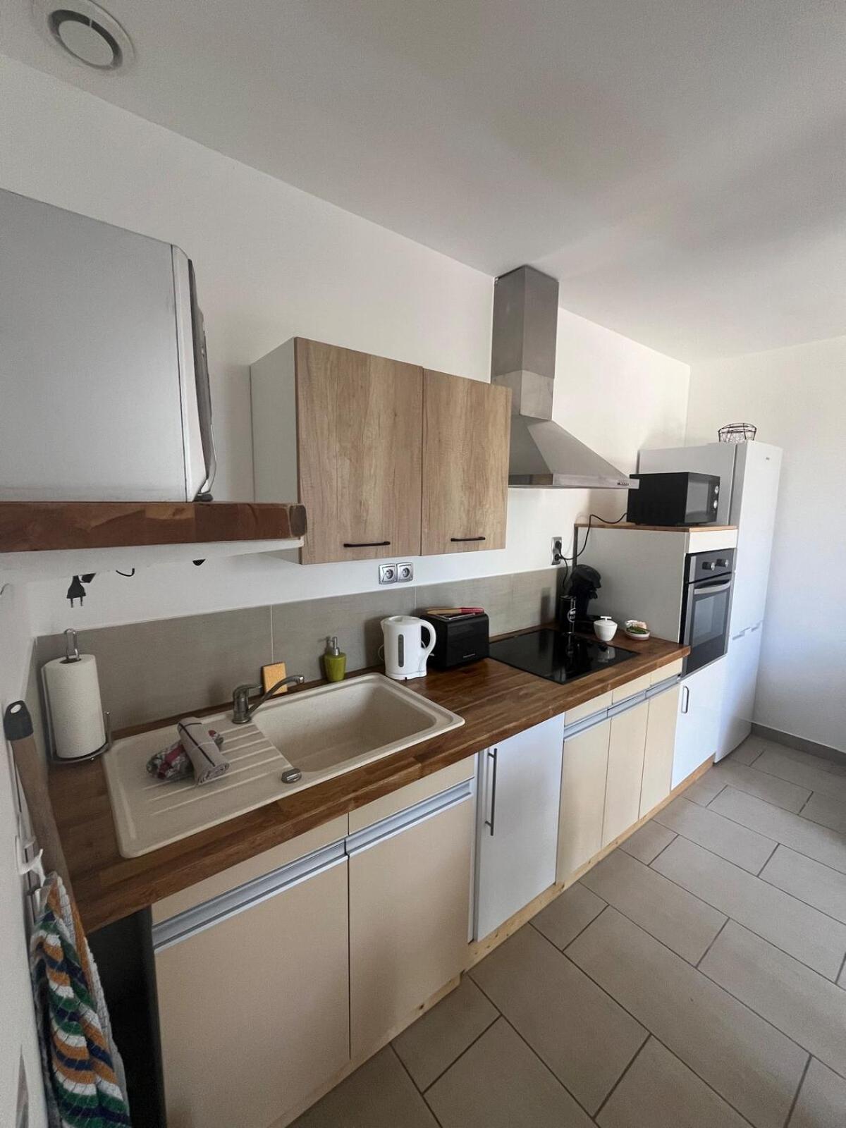 Studio Cosy Avec Climatisation Et Terrasse Malataverne Εξωτερικό φωτογραφία