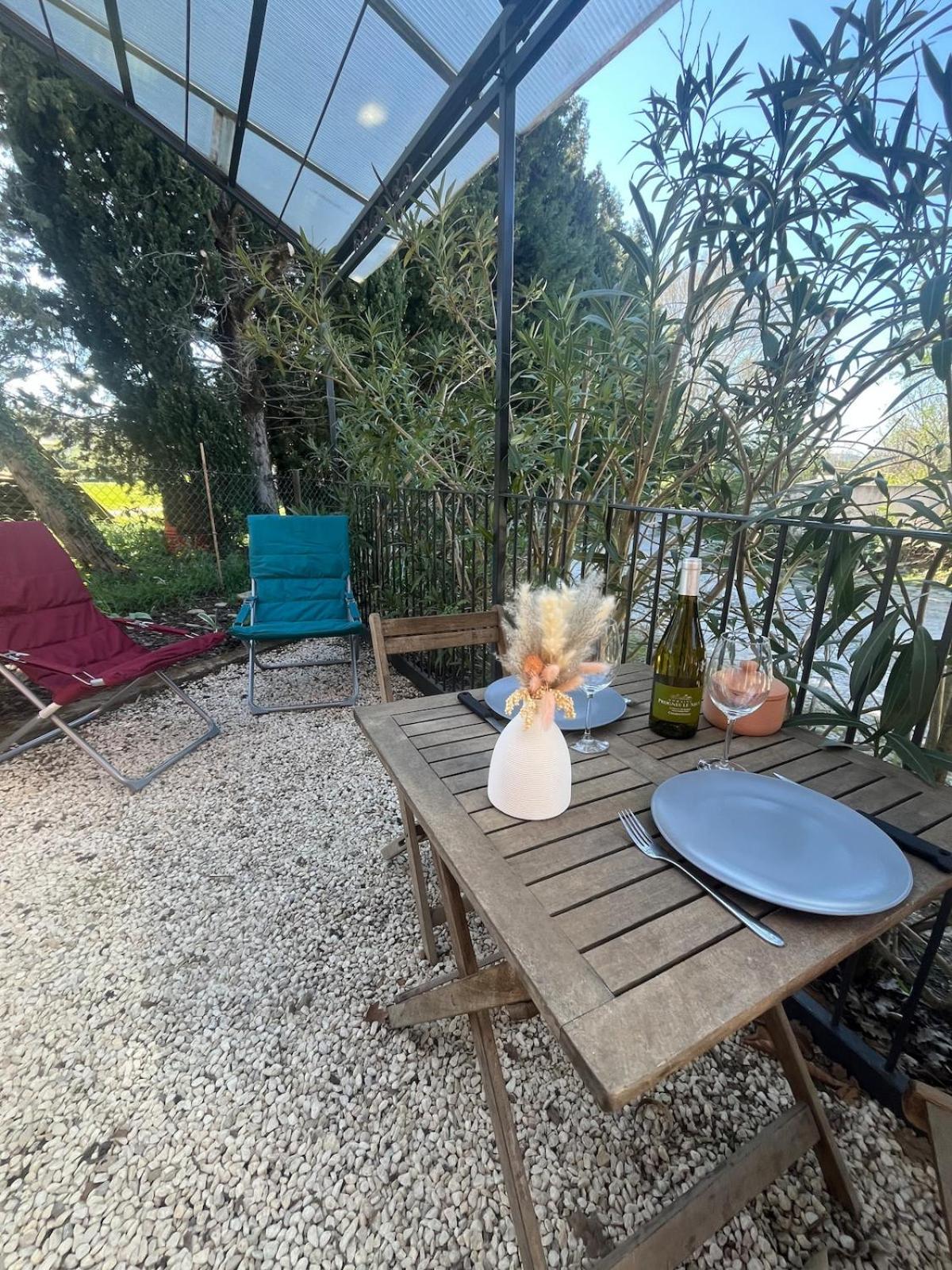 Studio Cosy Avec Climatisation Et Terrasse Malataverne Εξωτερικό φωτογραφία